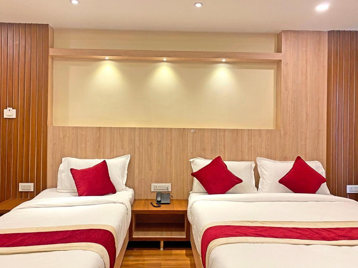 Hotel Nilakantha Pvt. Ltd 카트만두 외부 사진
