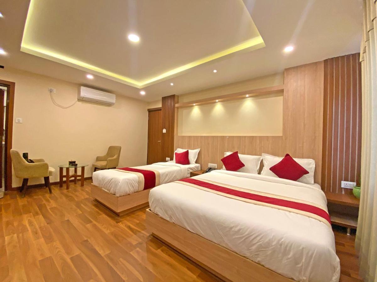 Hotel Nilakantha Pvt. Ltd 카트만두 외부 사진