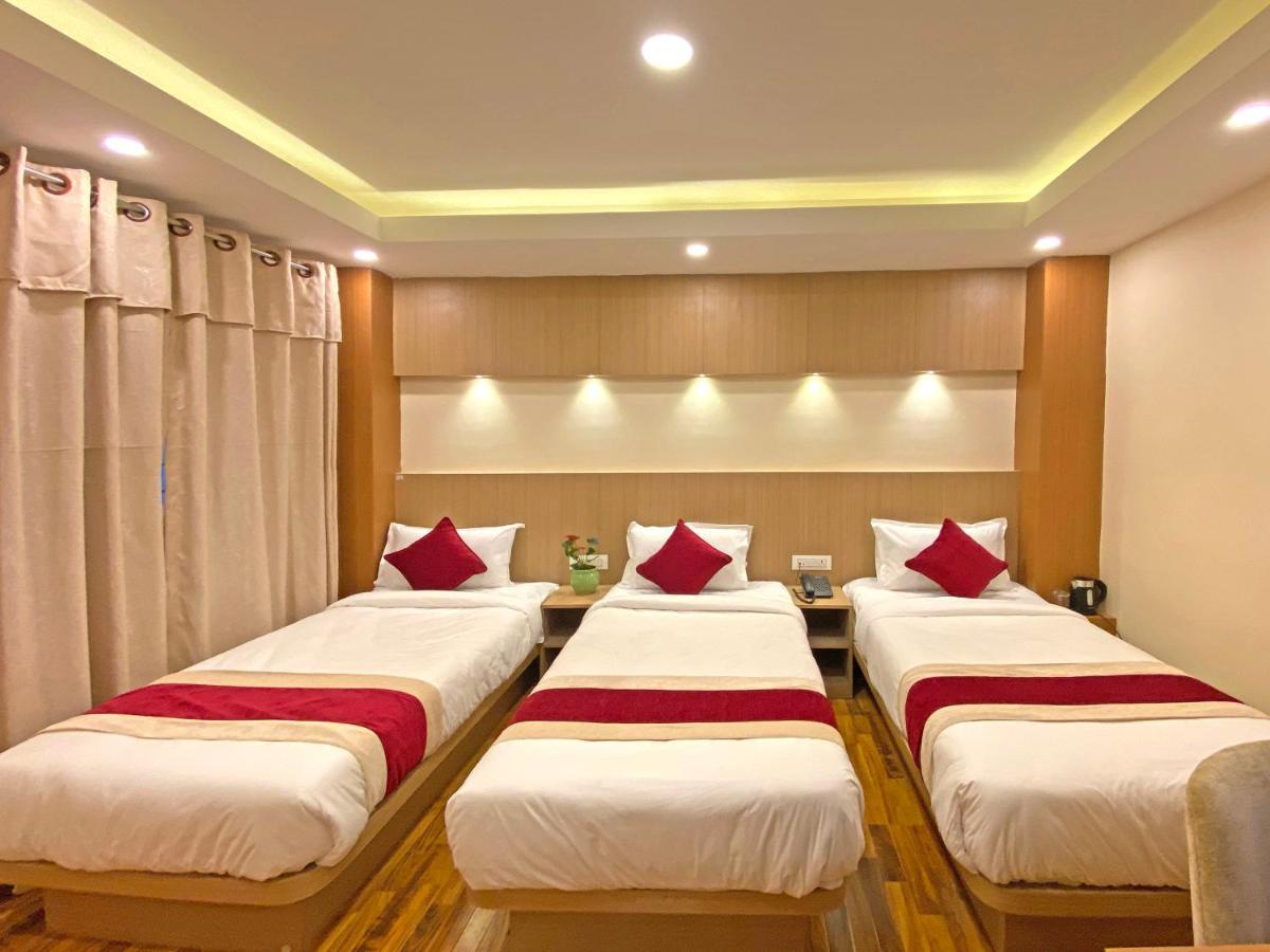 Hotel Nilakantha Pvt. Ltd 카트만두 외부 사진