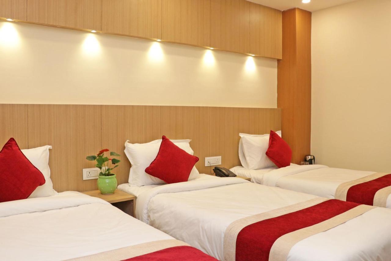 Hotel Nilakantha Pvt. Ltd 카트만두 외부 사진