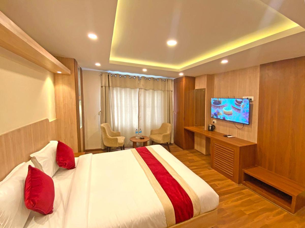 Hotel Nilakantha Pvt. Ltd 카트만두 외부 사진