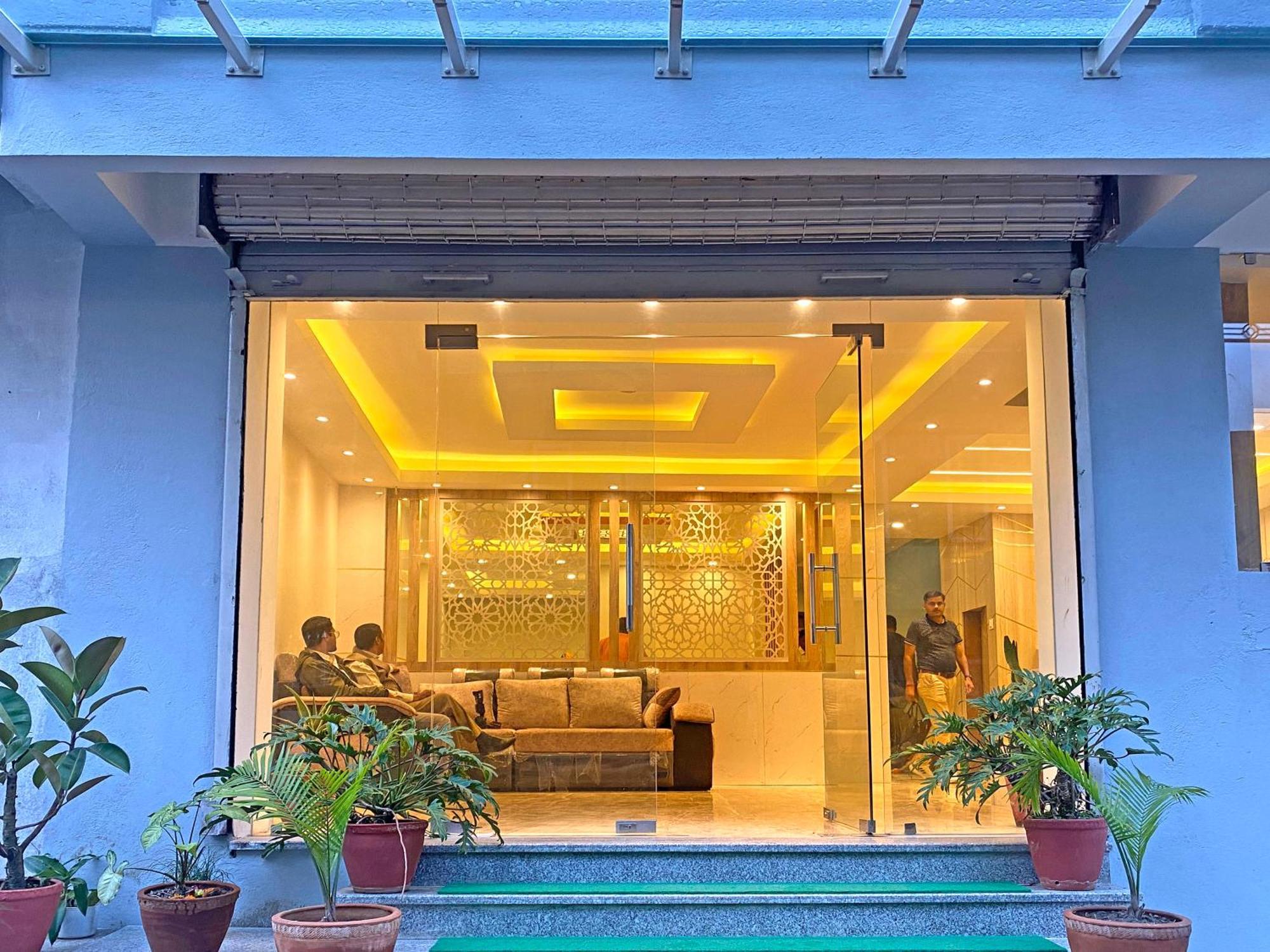 Hotel Nilakantha Pvt. Ltd 카트만두 외부 사진