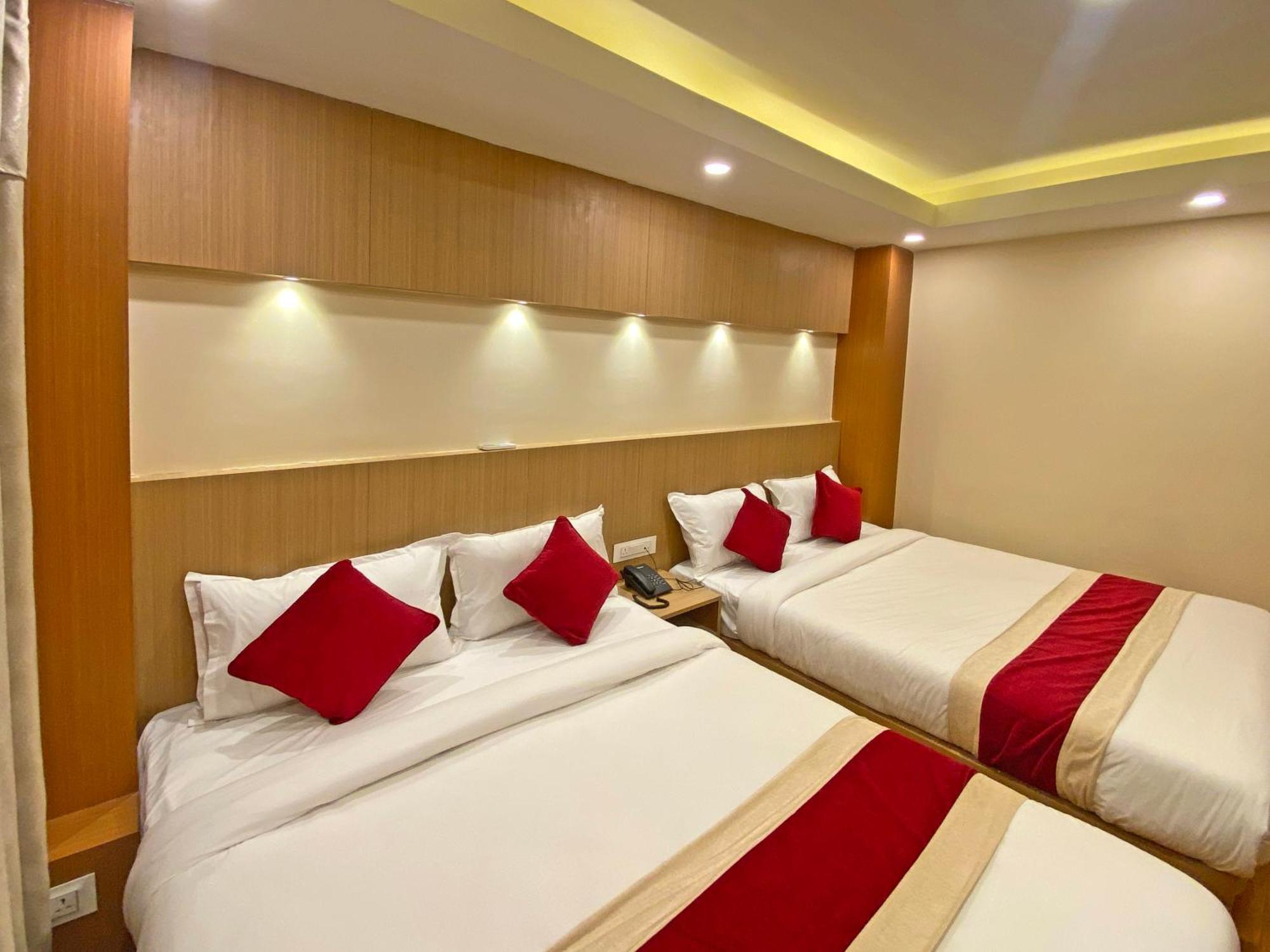 Hotel Nilakantha Pvt. Ltd 카트만두 외부 사진
